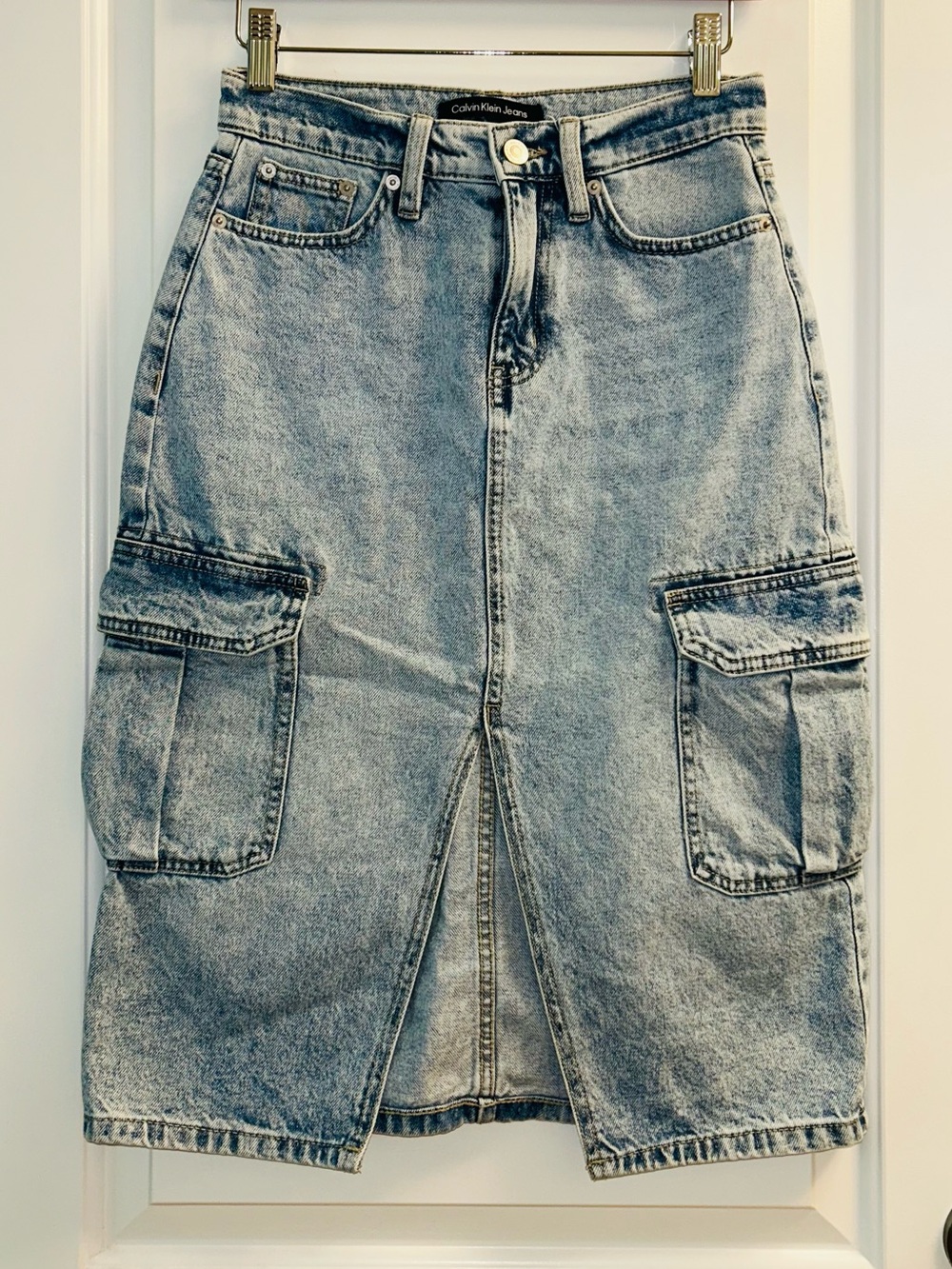 CALVIN KLEIN 90’s Y2K Style High-Rise Acid Wash Denim Cargo Skirt